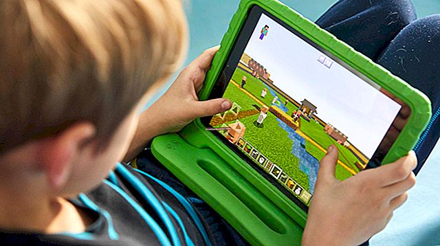 Kuidas seadistada Minecrafti, et teie lapsed saaksid sõpradega võrgus mängida