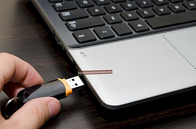 Kuidas käivitada arvuti kettalt või USB-draivilt